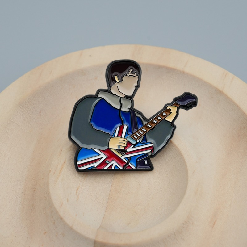 Vintage British Rock Guitar En - Collectible Vintage Brooches recension och pris